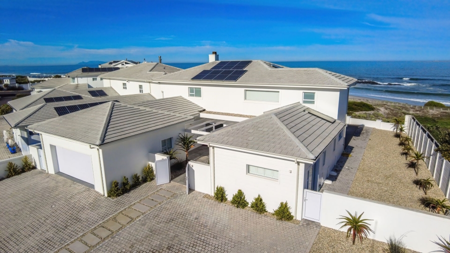 4 Bedroom Property for Sale in Pearl Bay Western Cape